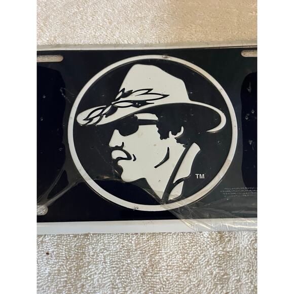 Richard Petty license plate- NOS - Picture 4 of 4